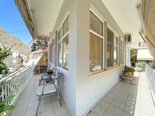 Under The Castle Apartment นาฟปลิโอ ภายนอก รูปภาพ